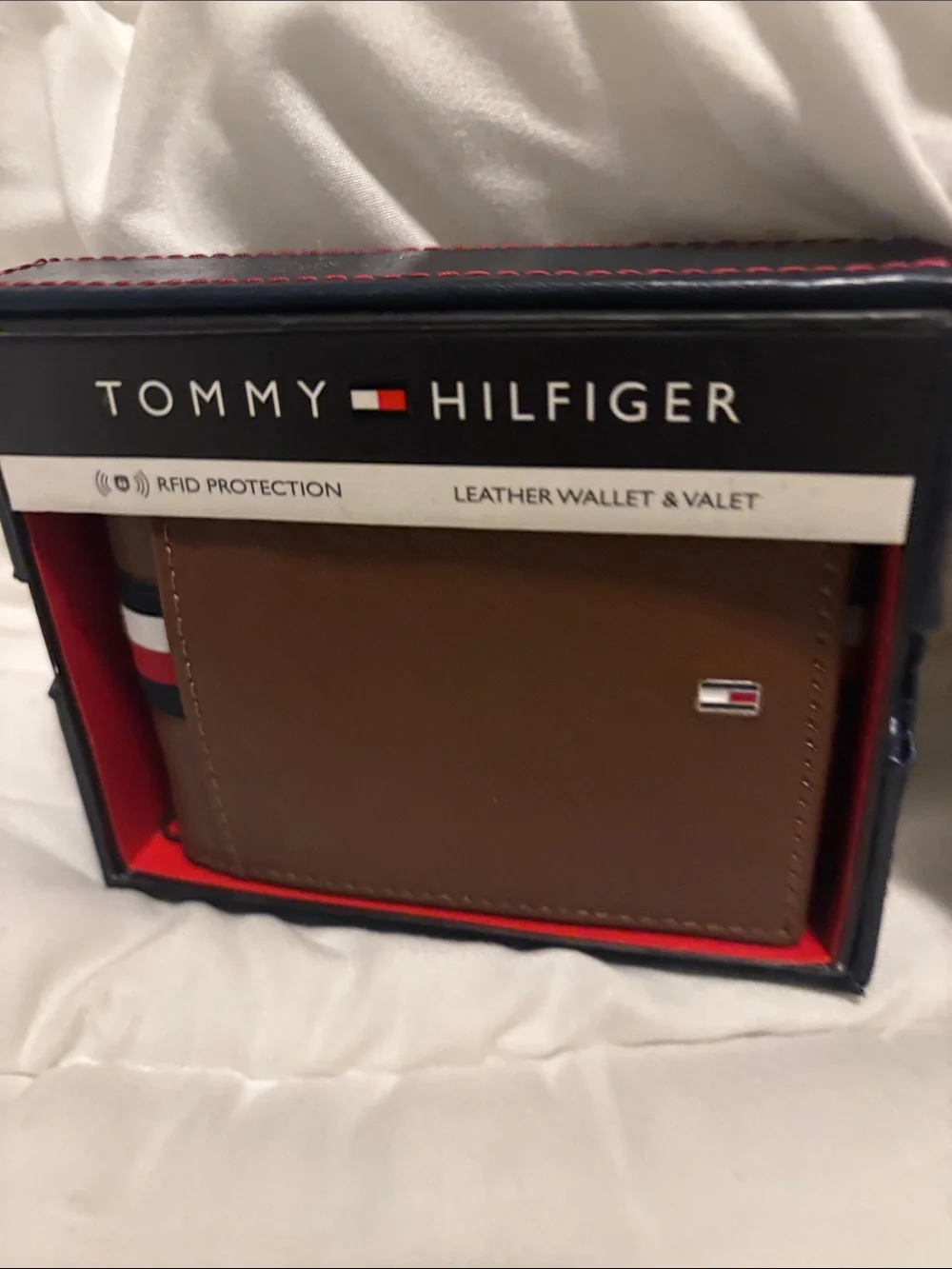 Tommy Hilfiger Brown Leather Men's Wallet with Flag Accent